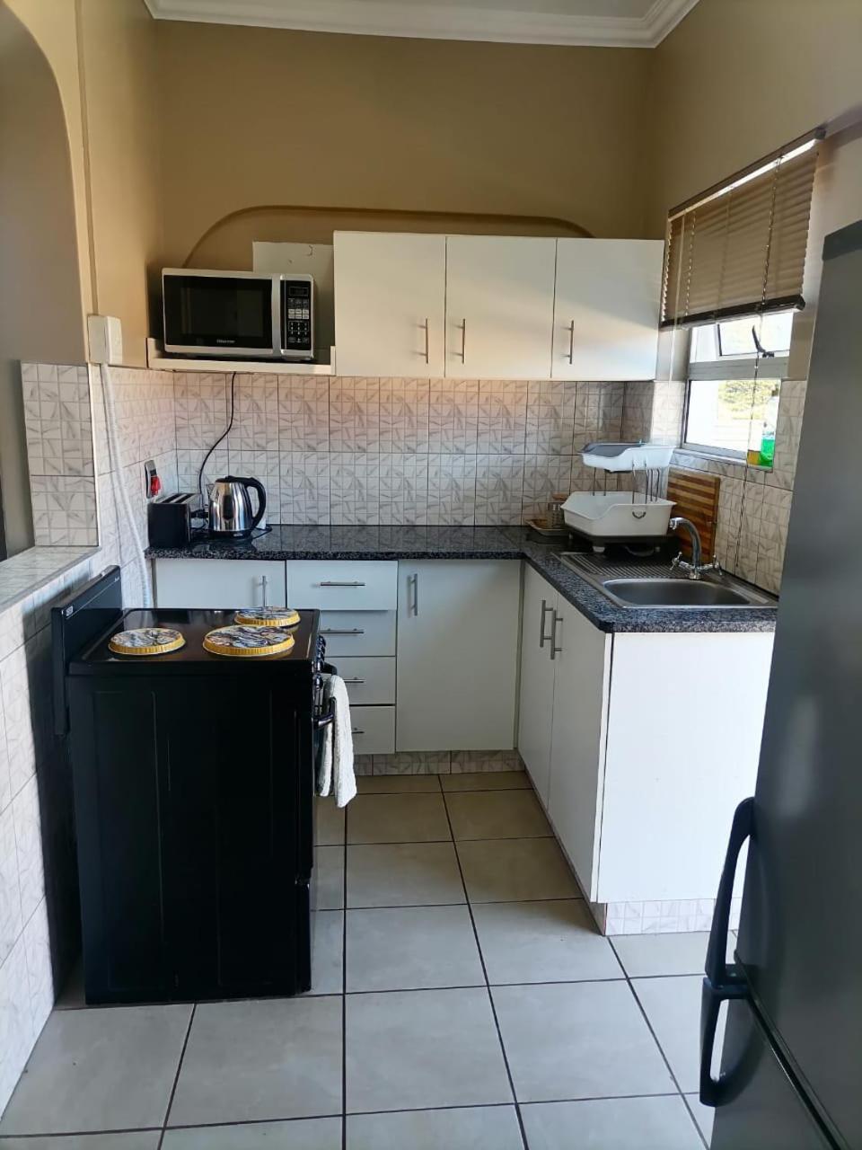 Poolside Guest House Port Shepstone Bilik gambar
