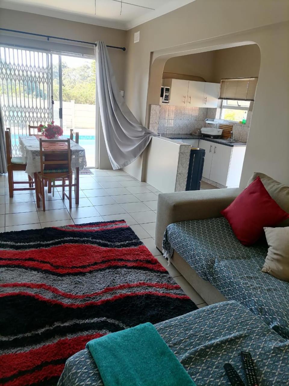 Poolside Guest House Port Shepstone Bilik gambar